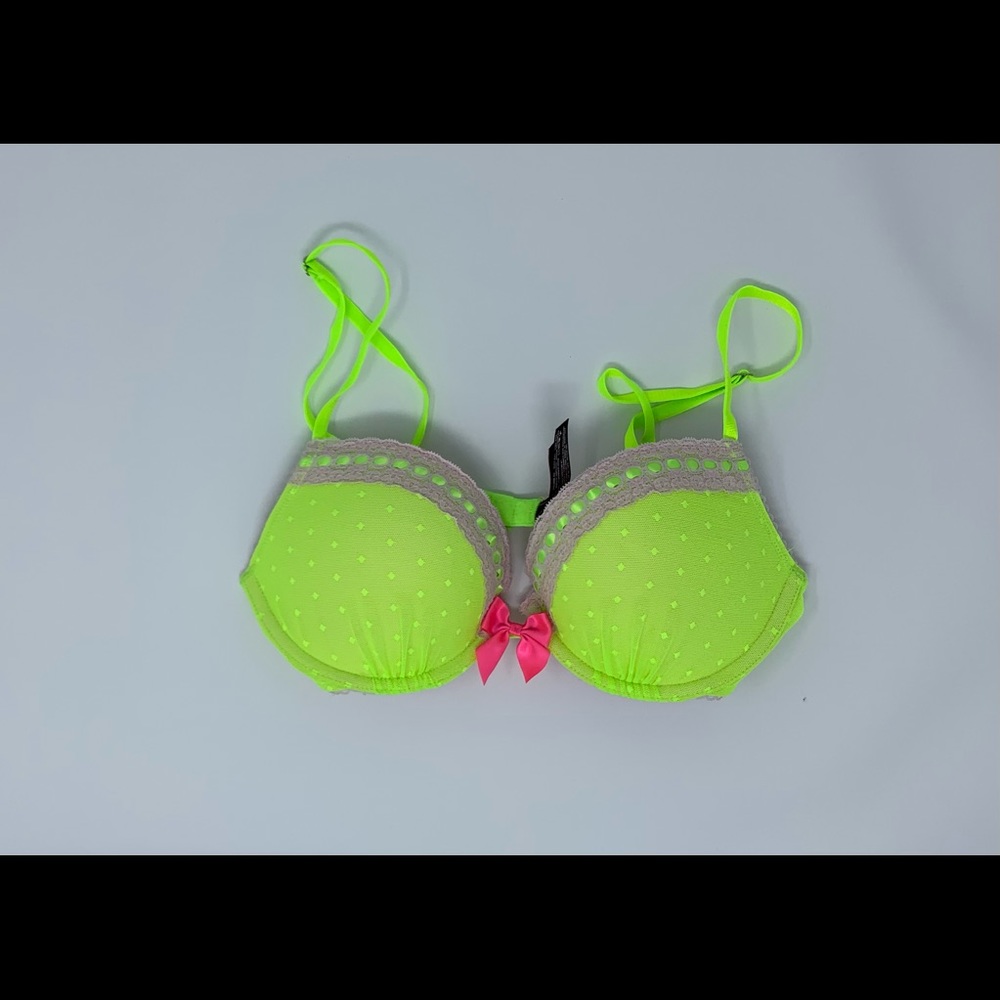 Rare Vintage Victoria’s Secret Push-Up “Sexy Little Things” Collection NWOT